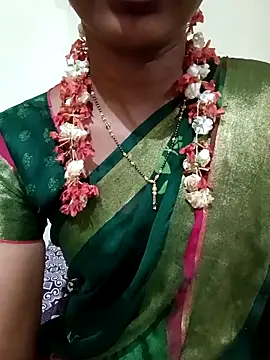 Snapshot of TeluguammayiMahi chatting on May 15, 2026, 11:14 pm TeluguammayiMahi online show from May 15, 2026, 11:14 pm