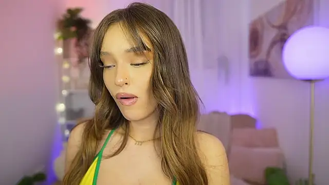 Snapshot of Clara_Nia chatting on February 11, 2026, 7:36 pm Clara Nia online show from February 11, 2026, 7:36 pm