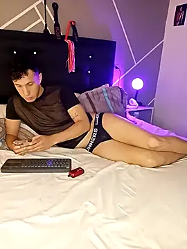 AngeloColleen online show from October 14, 2025, 5:57 pm