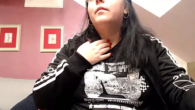 Wetandnaughtyxx online show from March 8, 2026, 7:44 am