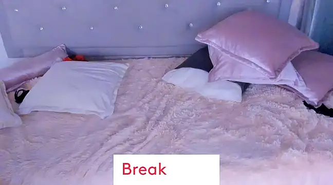 Snapshot of Kei_Oliver chatting on March 2, 2025, 4:14 pm Kei Oliver online show from March 2, 2025, 4:14 pm