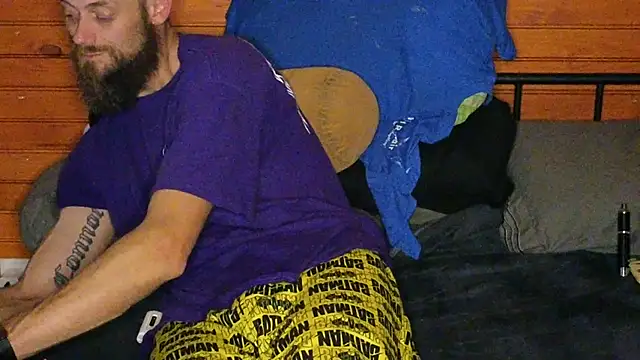 Snapshot of SUCKMEDEEP69 chatting on February 26, 2025, 5:03 am SUCKMEDEEP69 online show from February 26, 2025, 5:03 am