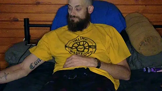 Snapshot of SUCKMEDEEP69 chatting on February 11, 2025, 2:14 am SUCKMEDEEP69 online show from February 11, 2025, 2:14 am