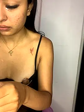 Miss karol online show from October 15, 2025, 6:16 pm