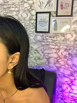 Miss karol online show from February 5, 2026, 4:25 pm