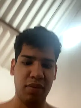 Santiago-Thompson online show from December 5, 2025, 6:28 pm