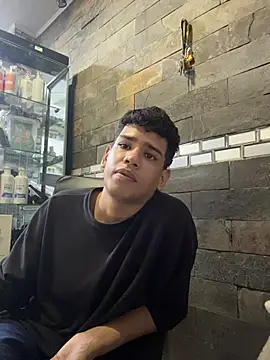 Santiago-Thompson online show from November 12, 2025, 4:16 am