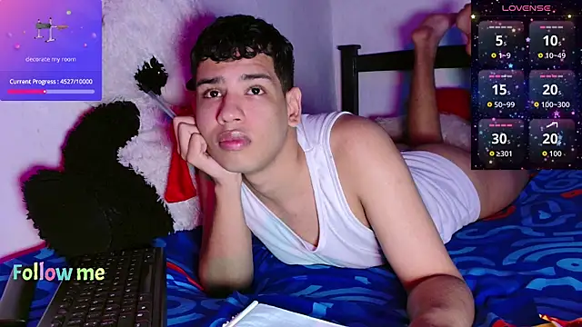 Santiago-Thompson online show from July 8, 2026, 9:59 pm