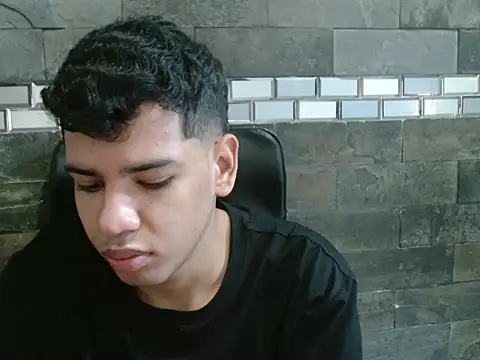 Santiago-Thompson online show from November 2, 2025, 1:38 pm