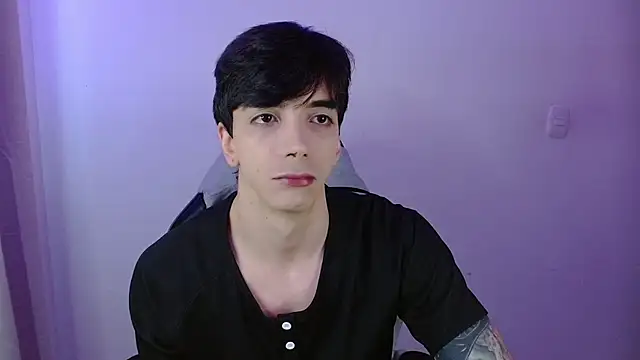 H3ll B0I online show from April 18, 2026, 11:01 am