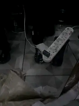 diablok1705 online show from October 24, 2025, 2:21 am