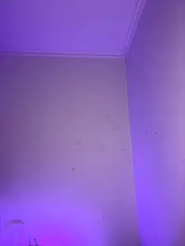 LeandroRusso online show from September 13, 2025, 1:27 am