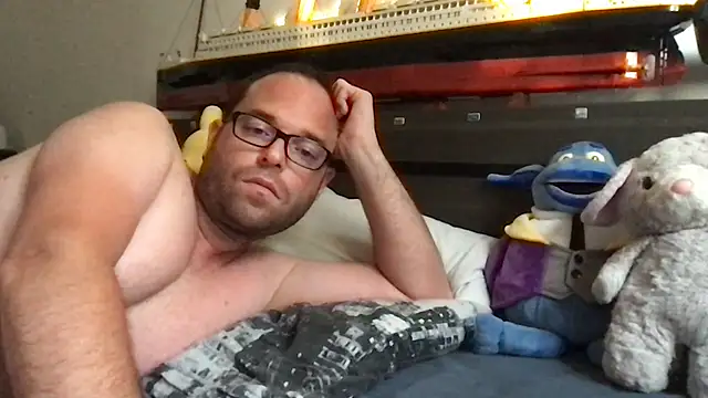 Snapshot of Funnyjul31 chatting on May 29, 2026, 6:47 pm Funnyjul31 online show from May 29, 2026, 6:47 pm