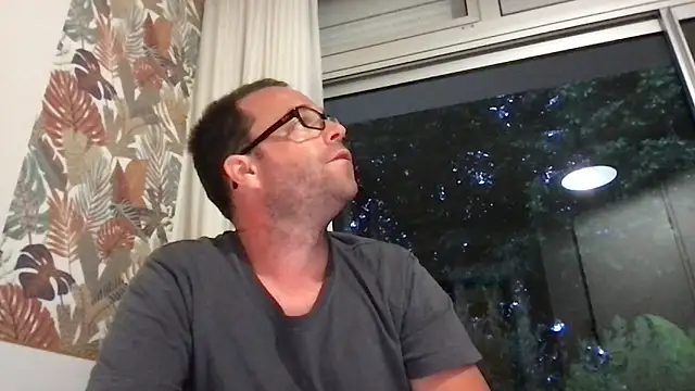 Snapshot of Funnyjul31 chatting on June 3, 2026, 8:02 pm Funnyjul31 online show from June 3, 2026, 8:02 pm