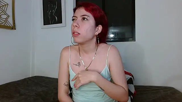 Luna-Naughty online show from February 11, 2025, 5:37 am
