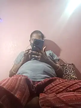 Snapshot of runi31 chatting on March 19, 2025, 6:01 pm runi31 online show from March 19, 2025, 6:01 pm