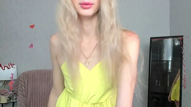 Snapshot of skinnyladyy chatting on February 12, 2025, 2:14 am skinnyladyy online show from February 12, 2025, 2:14 am