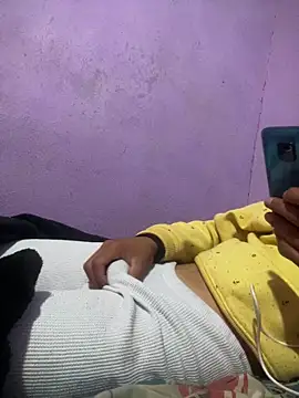 EduardoEspinoza12 online show from February 24, 2025, 6:38 am