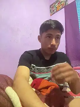 EduardoEspinoza12 online show from March 13, 2025, 6:16 am