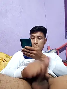 EduardoEspinoza12 online show from October 22, 2025, 3:22 pm