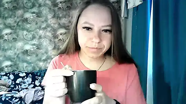 Misssweet s online show from June 1, 2026, 4:35 am