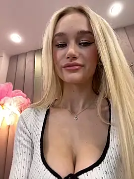 KristinaDane online show from February 17, 2025, 2:53 am