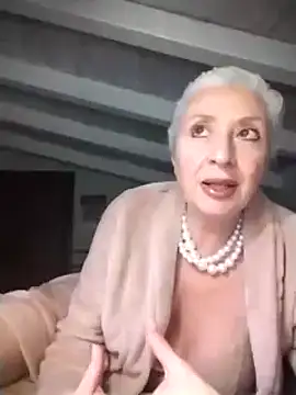 divinaerotica online show from March 21, 2025, 5:34 pm