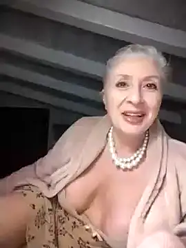 divinaerotica online show from February 5, 2025, 5:20 pm