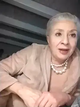 divinaerotica online show from February 7, 2025, 8:31 pm