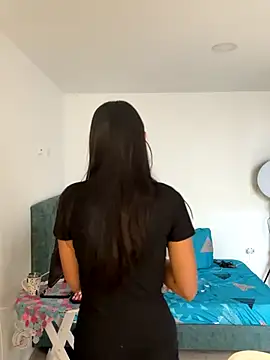 Tatiana250 online show from November 7, 2025, 5:17 pm