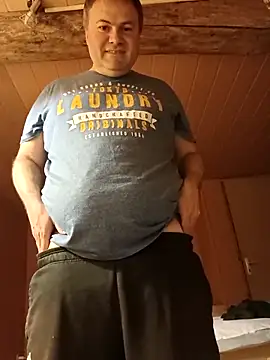 Snapshot of Pourleplasirs chatting on March 8, 2025, 12:11 am Pourleplasirs online show from March 8, 2025, 12:11 am