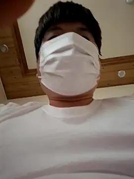 Snapshot of Tyyyggjju chatting on February 28, 2026, 4:06 pm Tyyyggjju online show from February 28, 2026, 4:06 pm