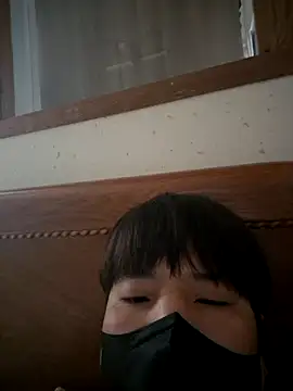 Snapshot of Tyyyggjju chatting on December 4, 2025, 10:09 pm Tyyyggjju online show from December 4, 2025, 10:09 pm