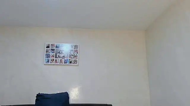 Snapshot of miketwink chatting on November 19, 2025, 11:05 pm miketwink online show from November 19, 2025, 11:05 pm