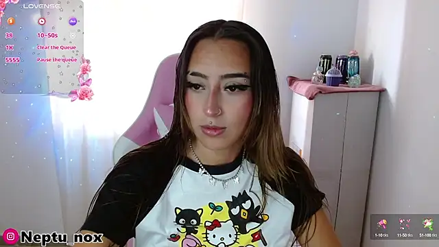 Snapshot of neptu_noxx chatting on February 21, 2025, 8:16 pm neptu noxx online show from February 21, 2025, 8:16 pm
