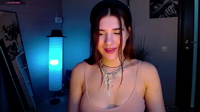 Sweetie Catt online show from February 12, 2025, 8:38 am