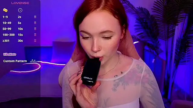 Maya Light online show from November 13, 2025, 8:29 am