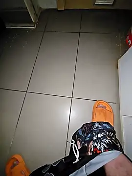 Usame como quieras online show from October 22, 2025, 2:11 am