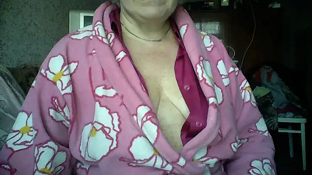 Mayya4321 online show from January 19, 2026, 1:26 pm