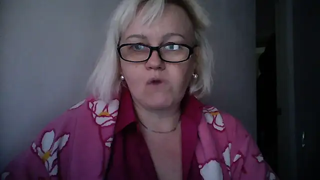 Mayya4321 online show from November 24, 2025, 10:37 am