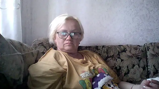 Snapshot of Mayya4321 chatting on May 25, 2026, 10:58 am Mayya4321 online show from May 25, 2026, 10:58 am