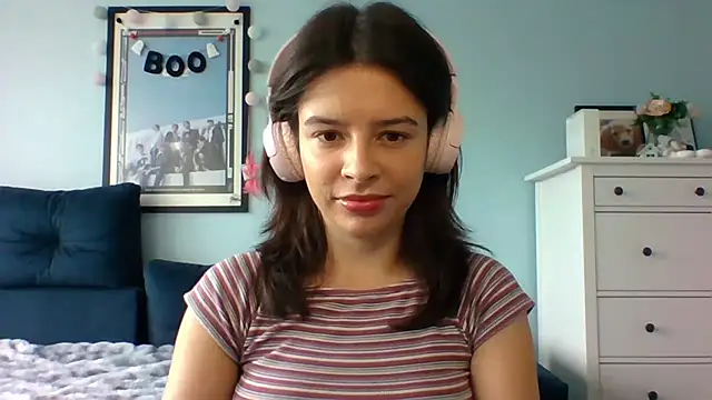 LariceSexy online show from October 7, 2025, 12:17 pm