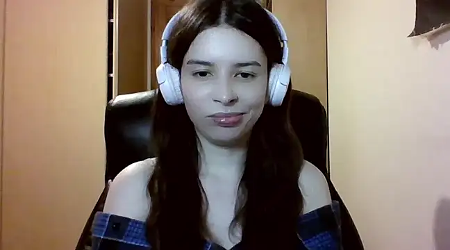 Snapshot of LariceSexy chatting on March 17, 2025, 7:26 pm LariceSexy online show from March 17, 2025, 7:26 pm