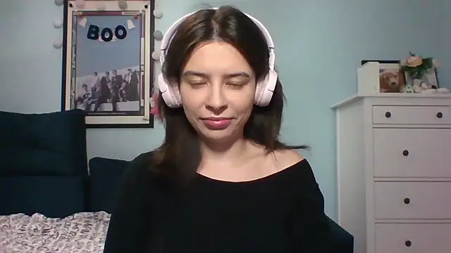 LariceSexy online show from October 12, 2025, 6:09 pm