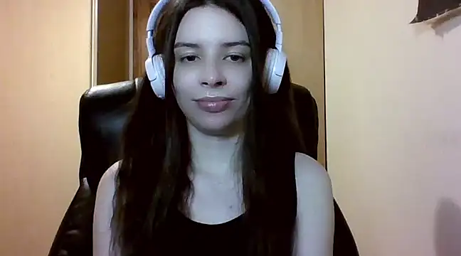 Snapshot of LariceSexy chatting on March 19, 2025, 7:17 pm LariceSexy online show from March 19, 2025, 7:17 pm