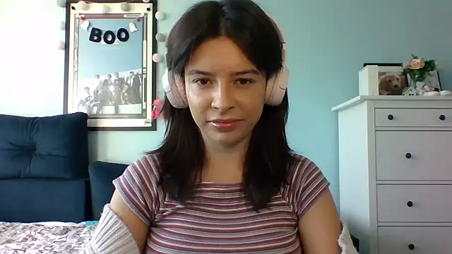 Snapshot of LariceSexy chatting on October 3, 2025, 12:17 pm LariceSexy online show from October 3, 2025, 12:17 pm