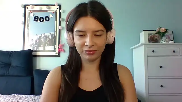 Snapshot of LariceSexy chatting on September 26, 2025, 12:12 pm LariceSexy online show from September 26, 2025, 12:12 pm