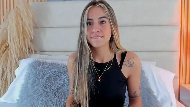 Ariana greenblat online show from March 25, 2026, 5:23 pm