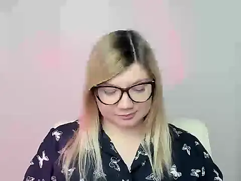 Lola moree online show from October 20, 2025, 11:44 am