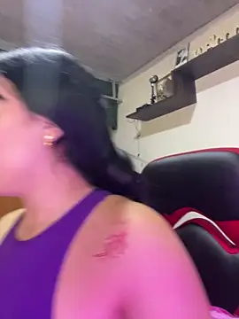 Melody rousse  online show from October 17, 2025, 7:37 pm